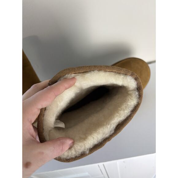 Koolaburra by Ugg Chestnut Brown Suede Short Boots Women’s Size 11 - Picture 7 of 8